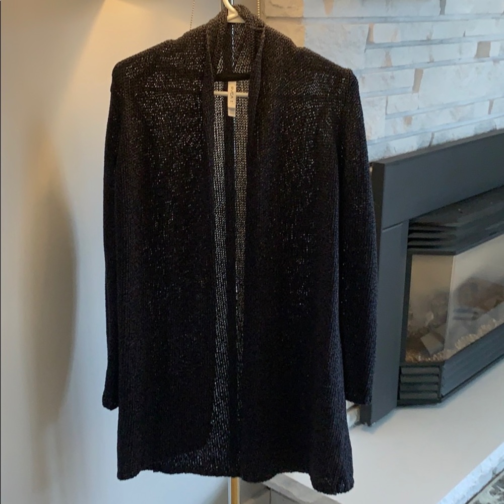 Long Sweater worn once. Brand RVCA